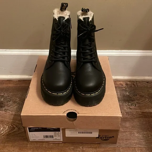 Martens Shoes Poshmark Dr Martens Jadon Martens Jadon FL Women's